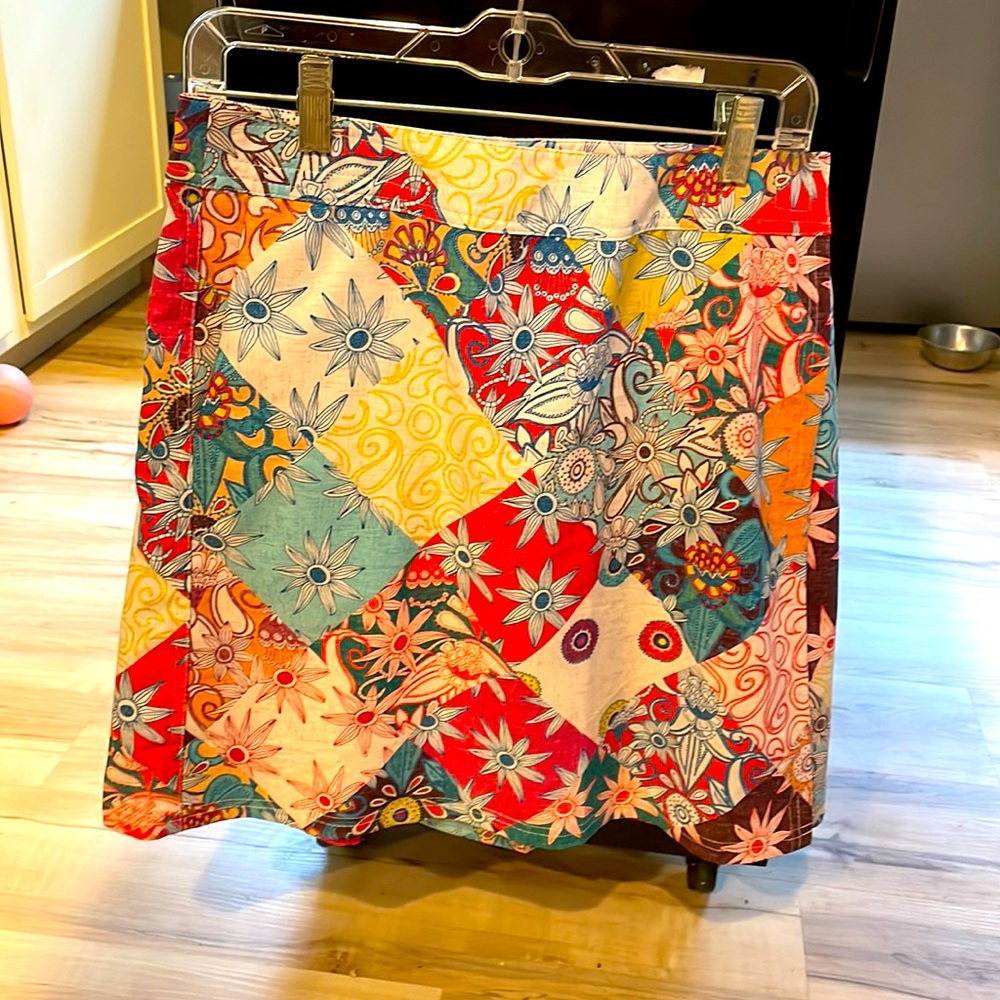 Rip skirt Hawaii Wrap around skirt. Patchwork pattern. Bought wrong size.